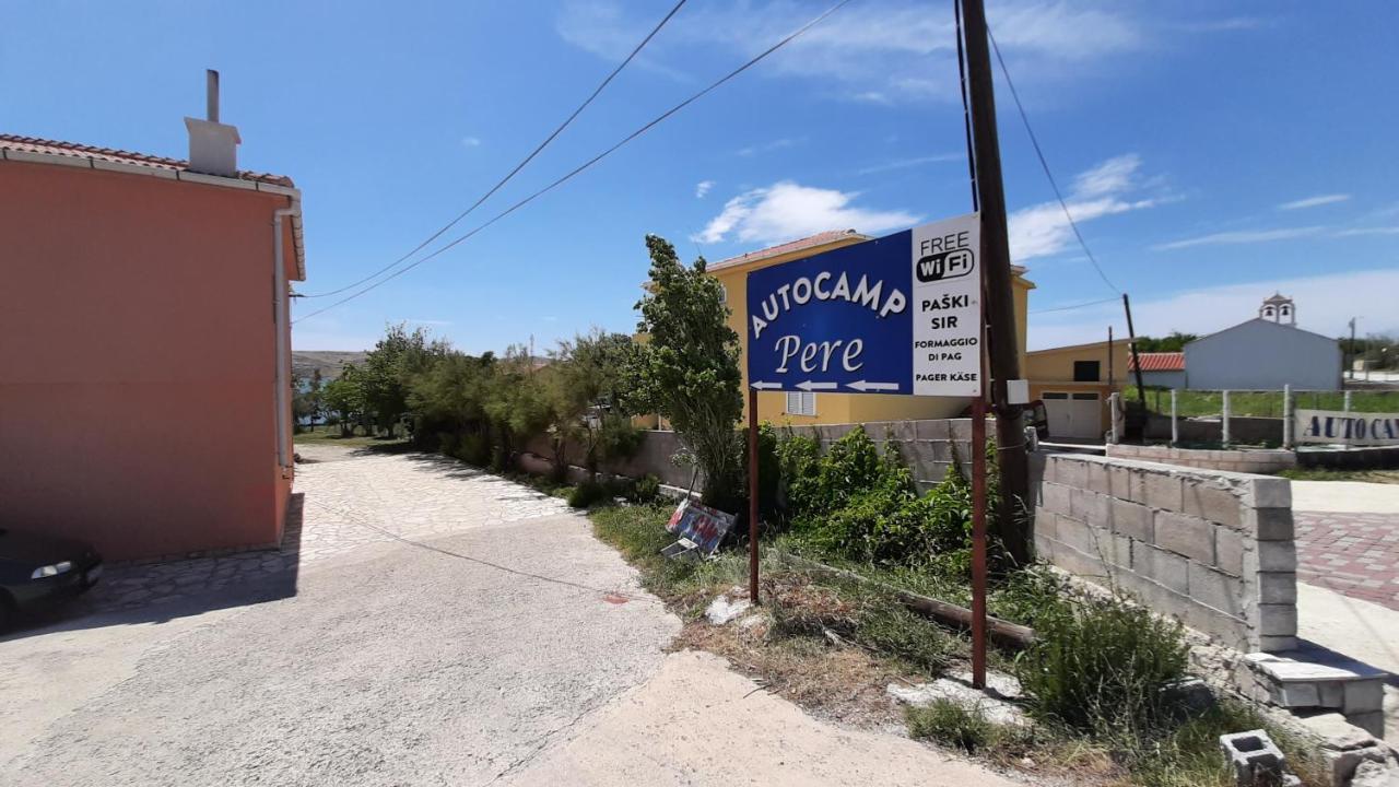 Camp Pere Hotel Паг Екстериор снимка