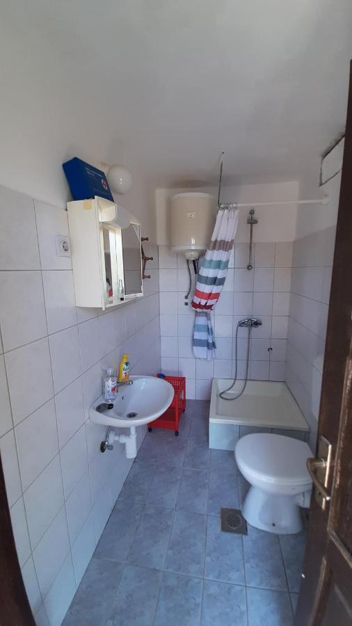Camp Pere Hotel Паг Екстериор снимка